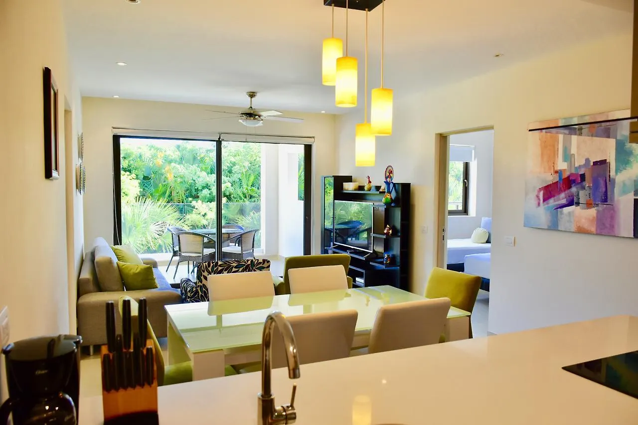 Lägenhet Family Getaway At Nick Price Residences