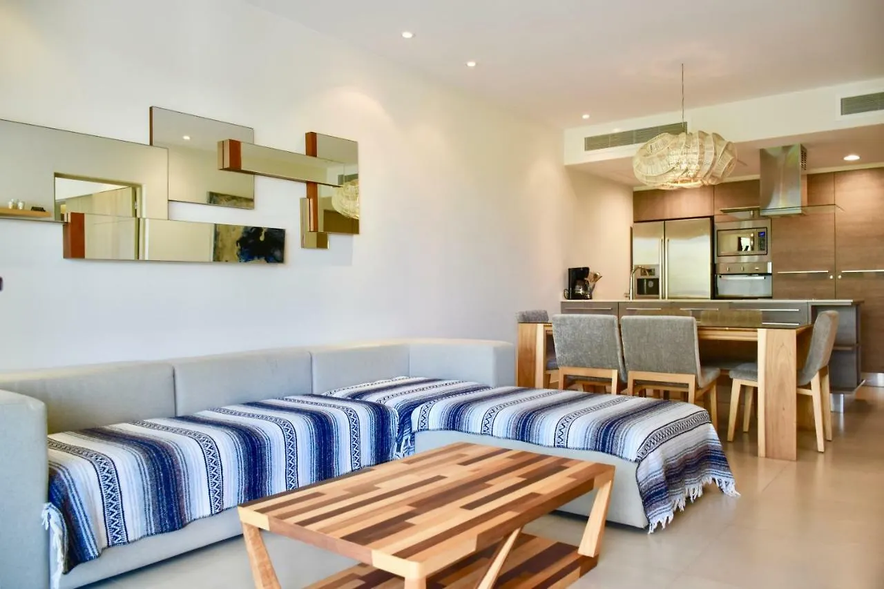 Family Getaway At Nick Price Residences Lägenhet