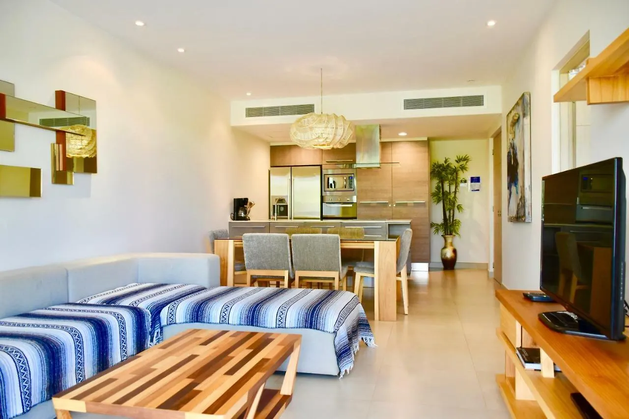 아파트 Family Getaway At Nick Price Residences 신데 델 카르멘