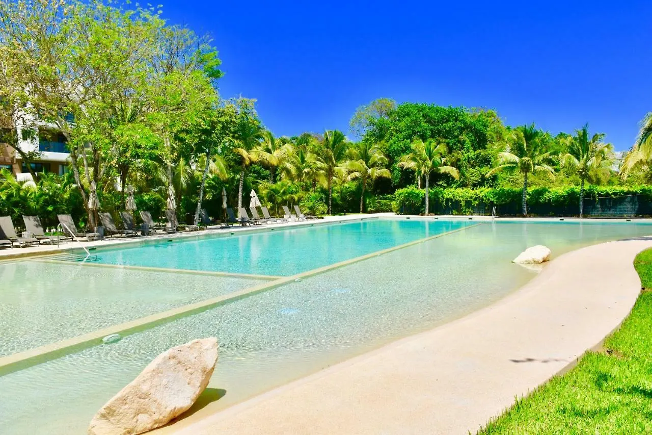 Lägenhet Family Getaway At Nick Price Residences