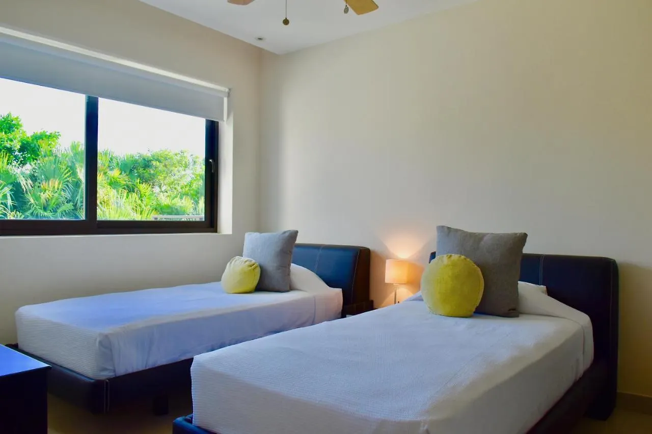 Family Getaway At Nick Price Residences 신데 델 카르멘